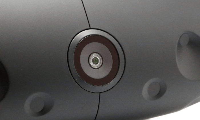 La caméra du HTC Vive permet de filmer la réalité pour la retranscrire sur les écrans